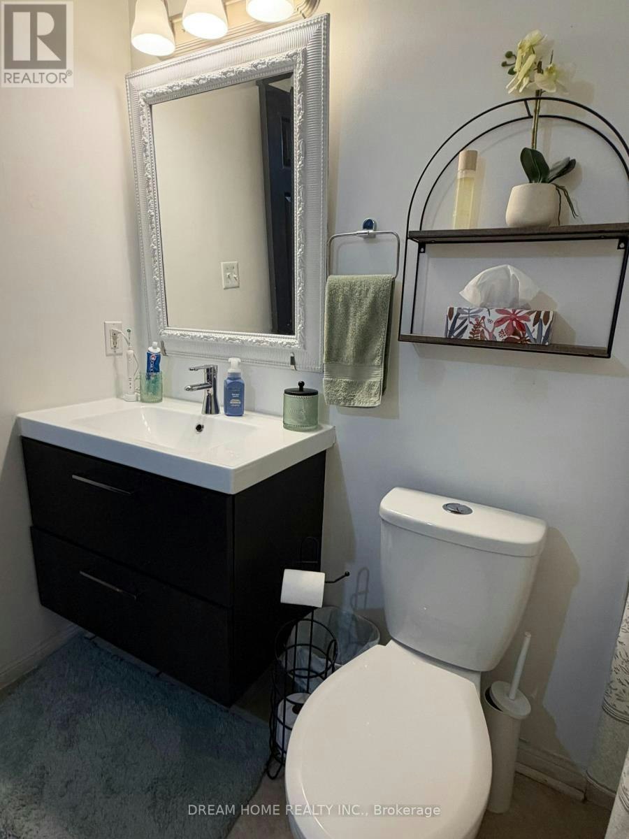 3-605 Dundas Street W, Mississauga, ON, L5B 0B3 - 26