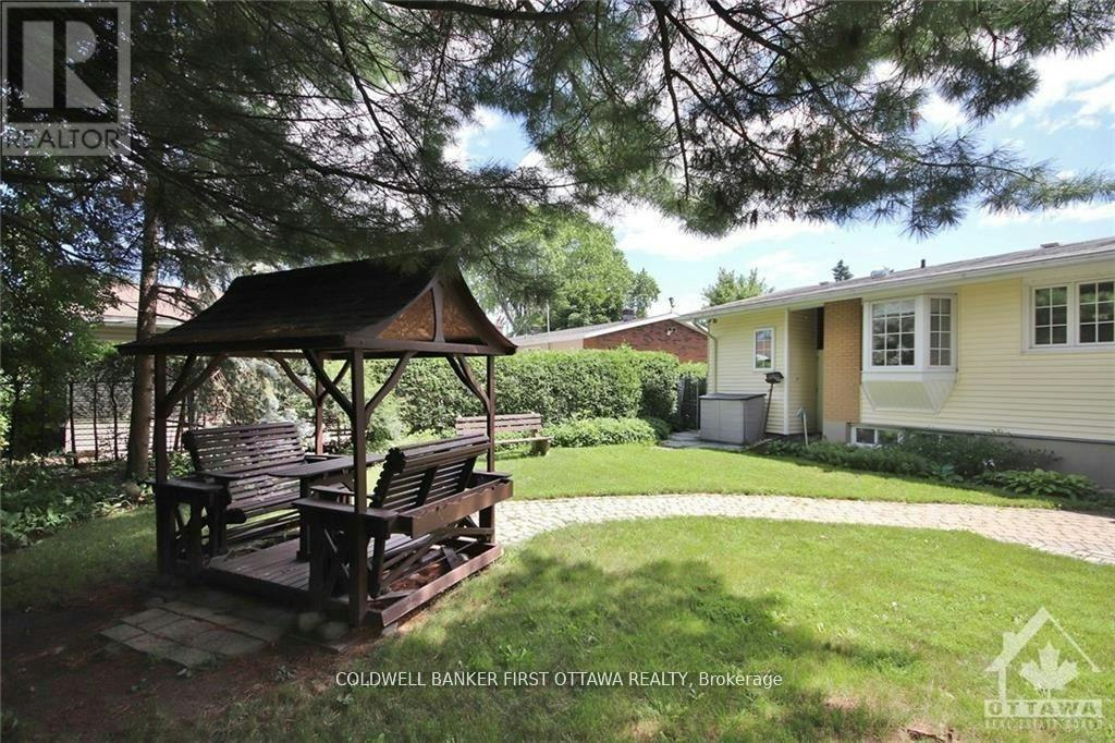 74 Hilliard Avenue, Ottawa, ON, K2E 6C1 - 28