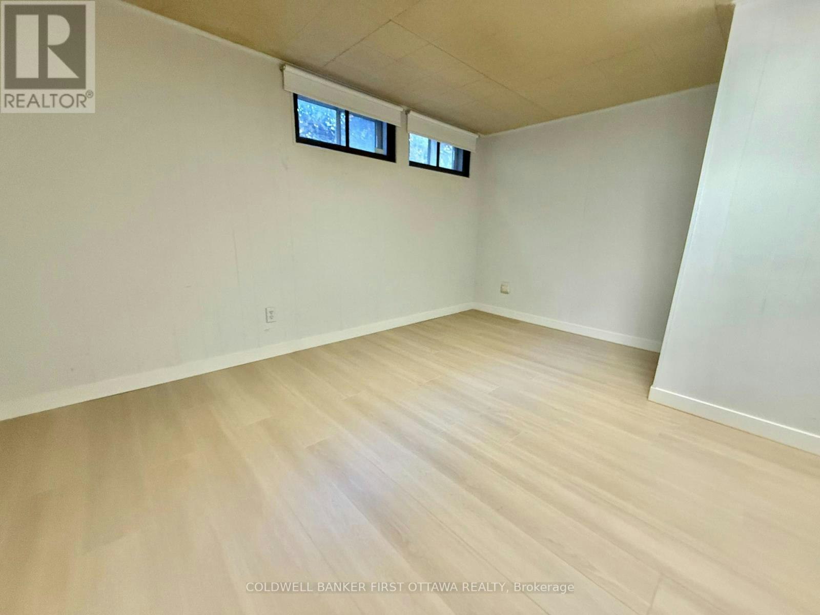 74 Hilliard Avenue, Ottawa, ON, K2E 6C1 - 23