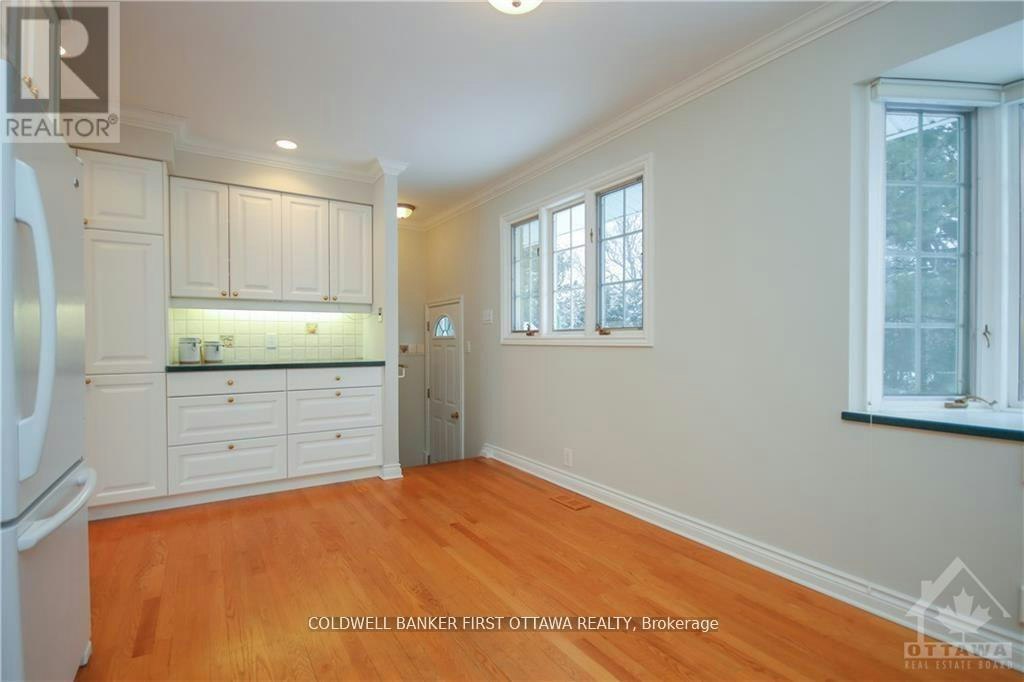 74 Hilliard Avenue, Ottawa, ON, K2E 6C1 - 11