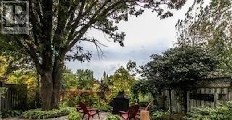 3710 Forest Bluff Crescent, Mississauga, ON, L5N 7W7 - 3