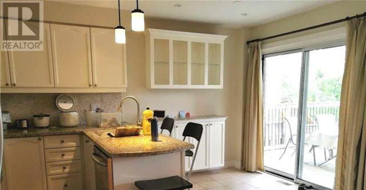 3710 Forest Bluff Crescent, Mississauga, ON, L5N 7W7 - 11