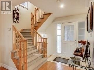 3710 Forest Bluff Crescent, Mississauga, ON, L5N 7W7 - 4
