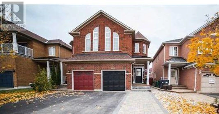 3355 Fountain Park Avenue, Mississauga, ON, L5M 7E2