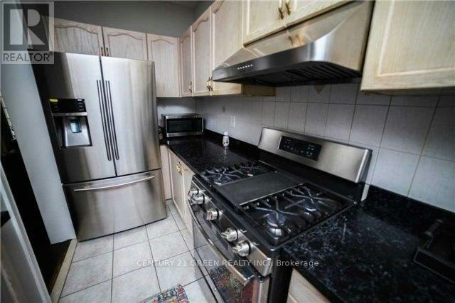 3355 Fountain Park Avenue, Mississauga, ON, L5M 7E2 - 7