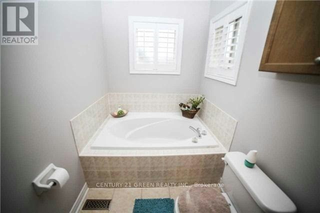 3355 Fountain Park Avenue, Mississauga, ON, L5M 7E2 - 13