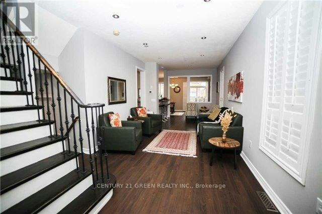 3355 Fountain Park Avenue, Mississauga, ON, L5M 7E2 - 3
