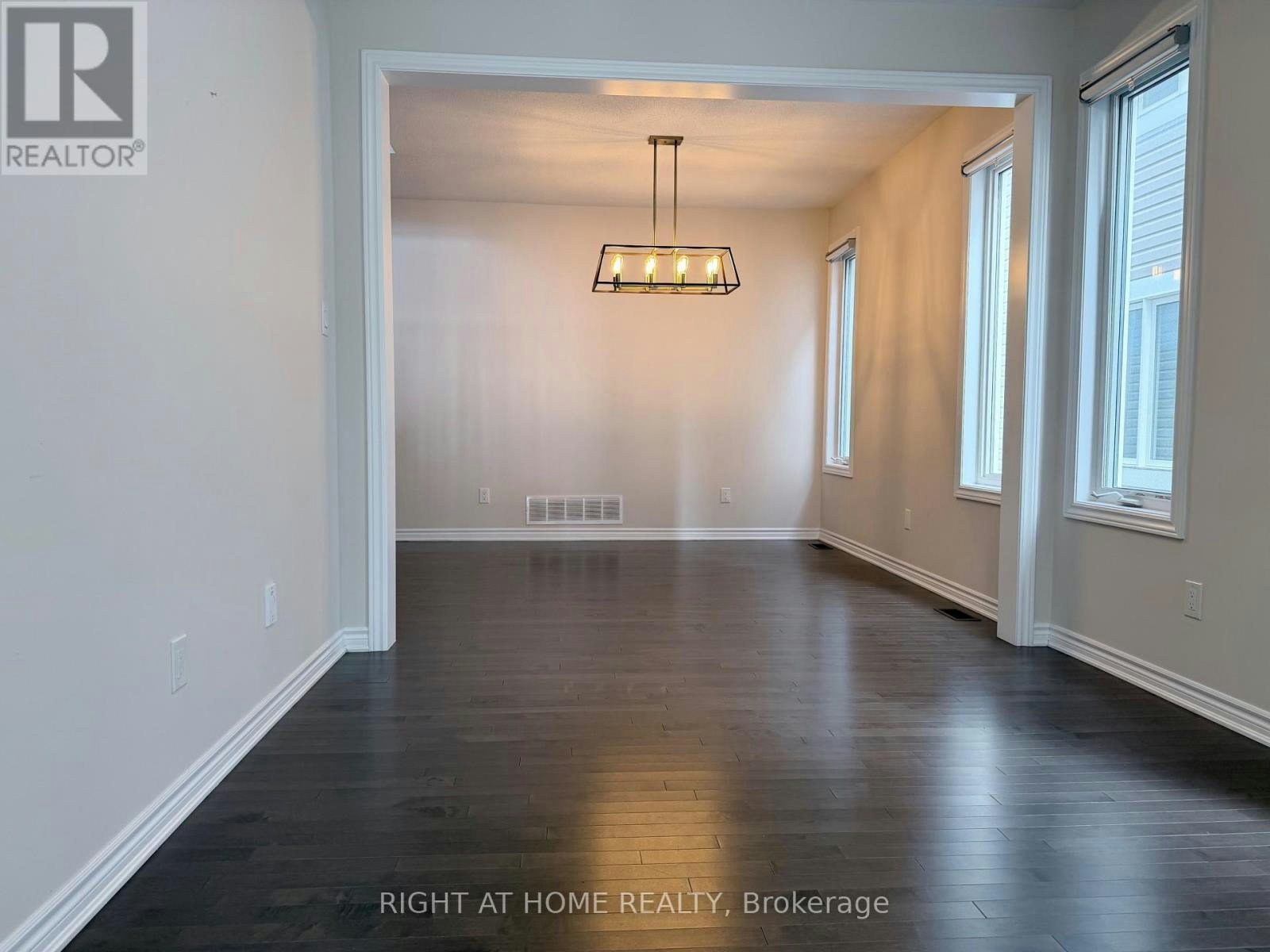 617 Silver Spruce Way, Ottawa, ON, K2M 2T6 - 3