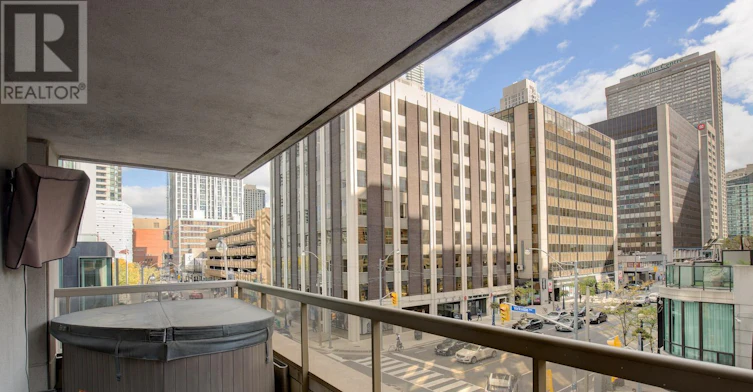 301-68 Yorkville Avenue, Toronto, ON, M5R 3V7 - 11