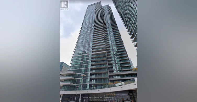 3210-33 Bay Street, Toronto, ON, M5J 2Z3