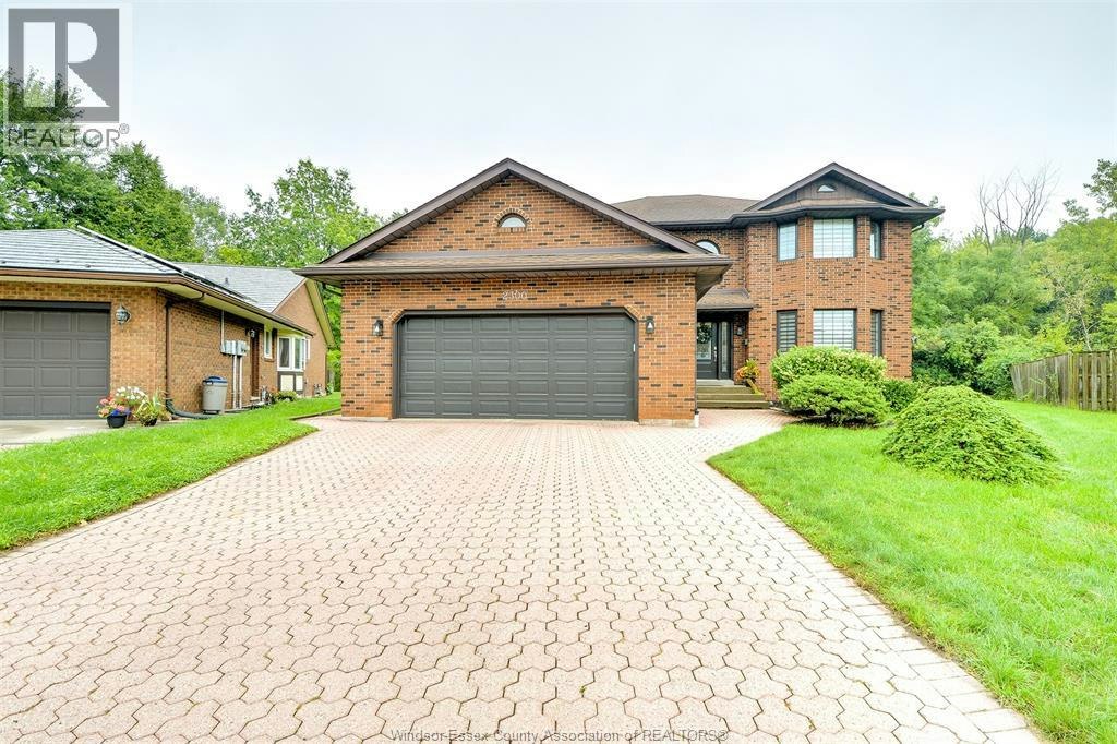 2300 Santo Drive, Windsor, ON, N9G 2J8
