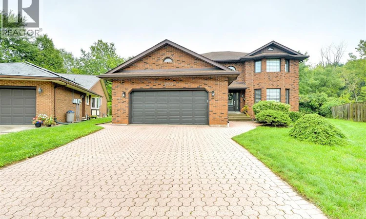2300 Santo Drive