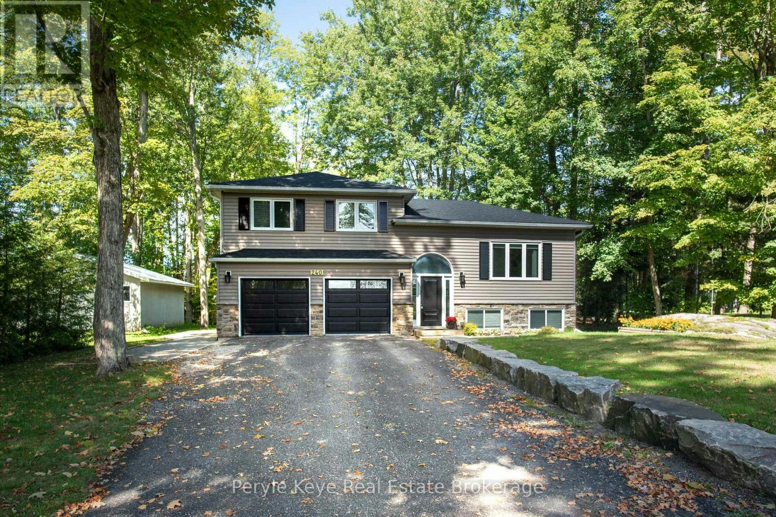 240 Jones Road, Gravenhurst, ON, P1P 1A1