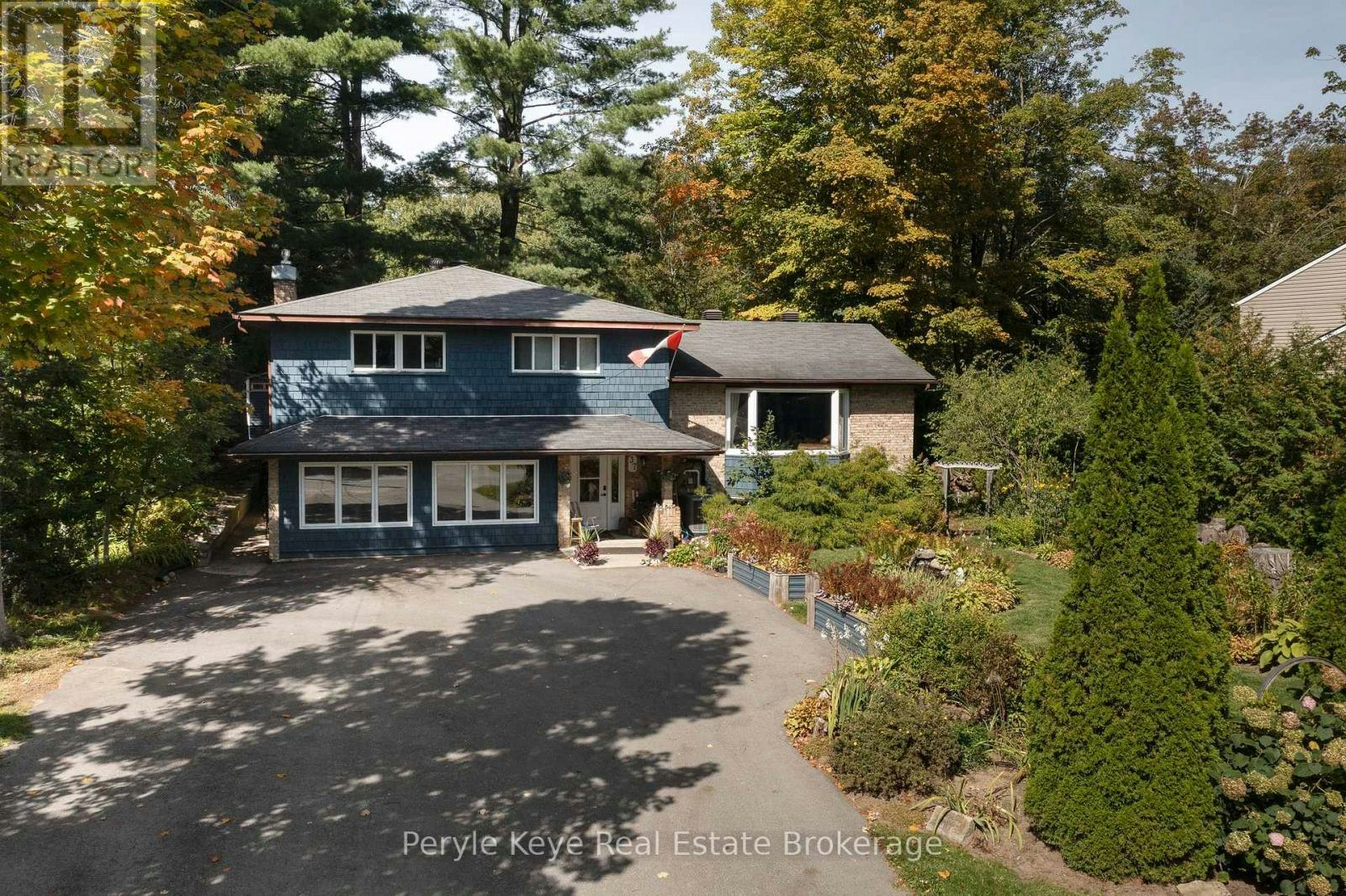 37 Woodland Drive, Bracebridge, ON, P1L 1M3