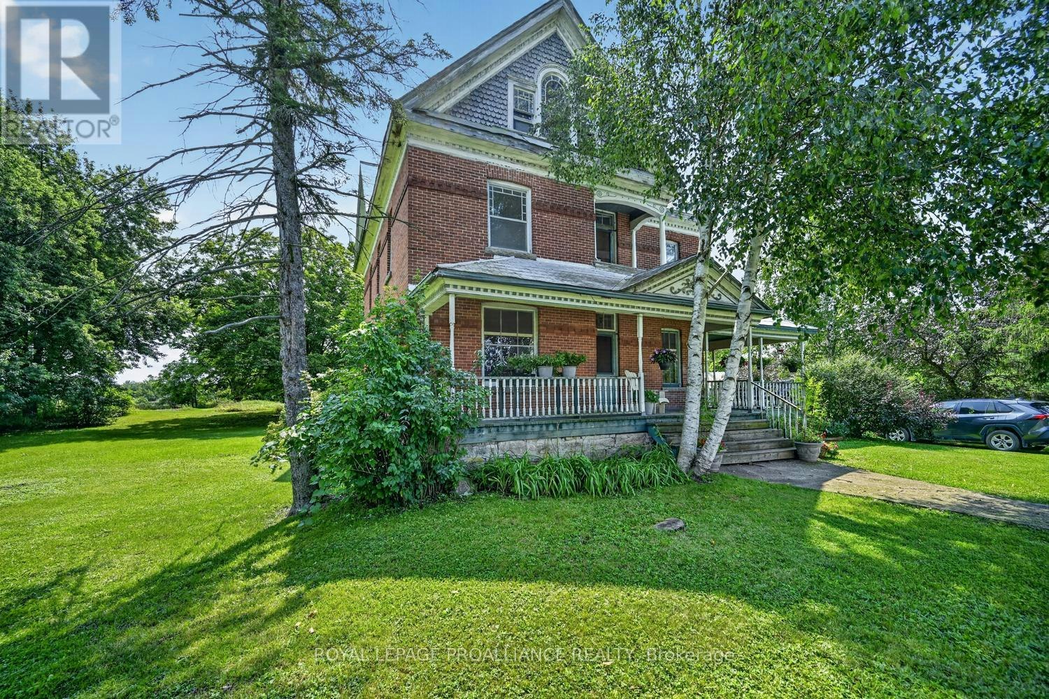 74 Rockfield Road, Leeds and the Thousand Islands, ON, K0E 1R0