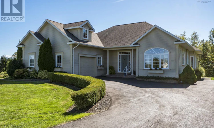35 Deer Haven Drive