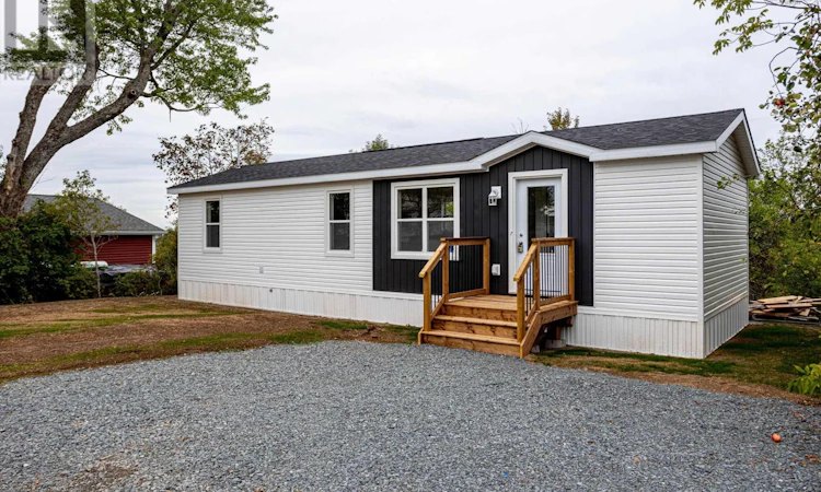 38 Pleasant Hill