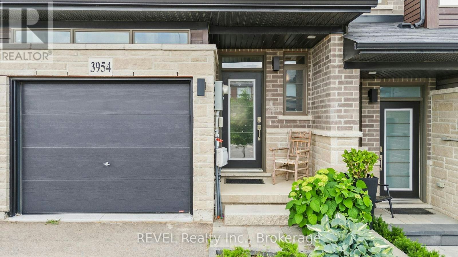 3954 Crown Street, Lincoln, ON, L3J 0T1