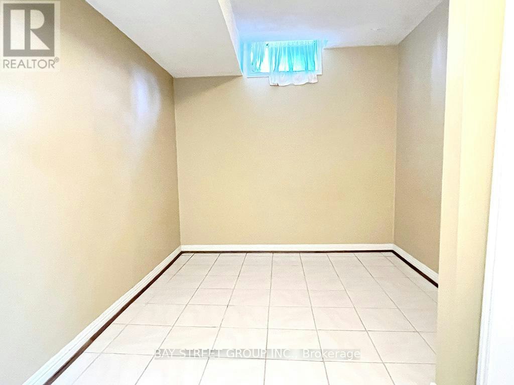 BSMT-50 Coppard Avenue, Markham, ON, L3S 2N3 - 6