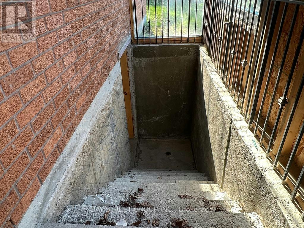 BSMT-50 Coppard Avenue, Markham, ON, L3S 2N3 - 5