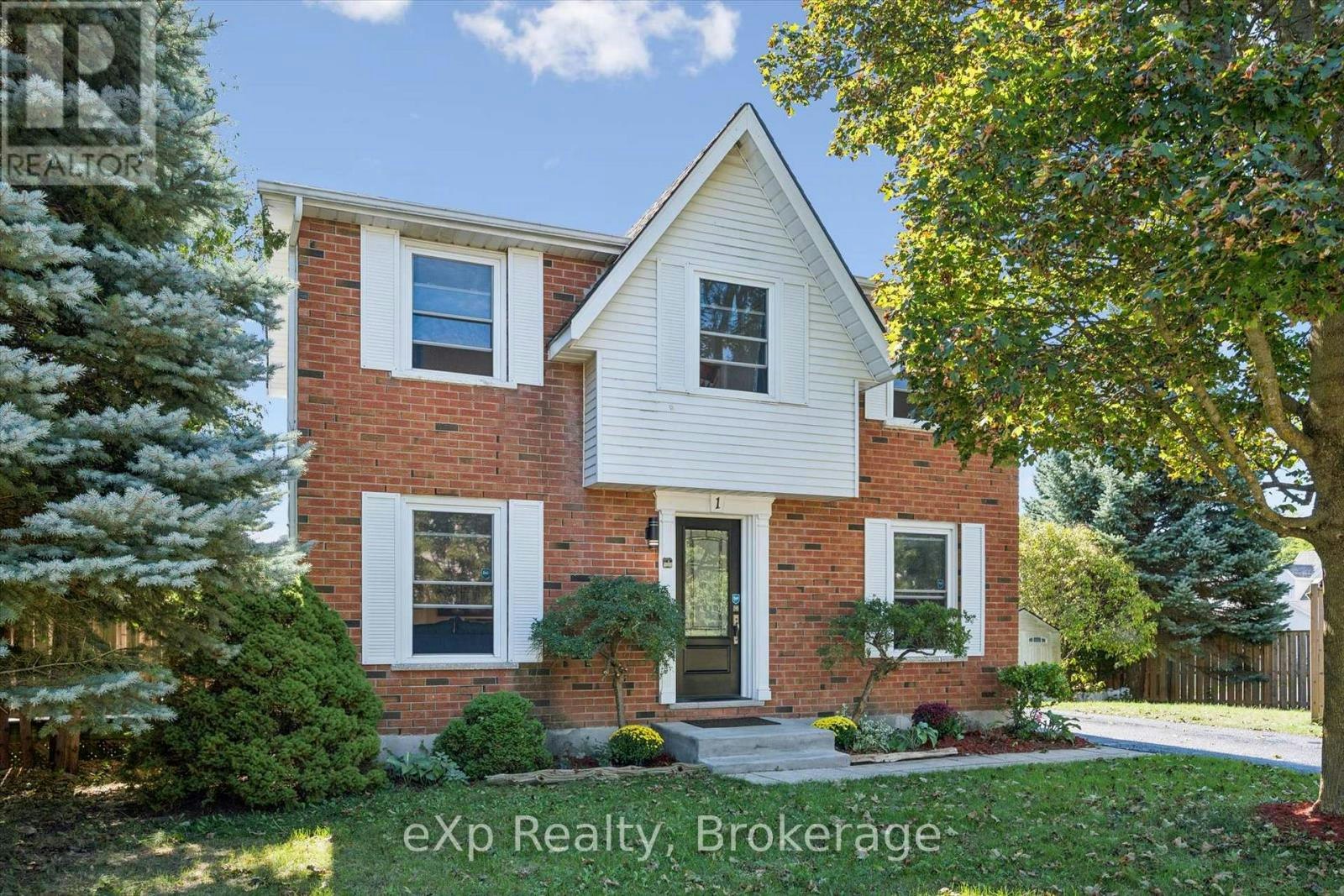 1 Chesterton Lane, Guelph, ON, N1E 6T1