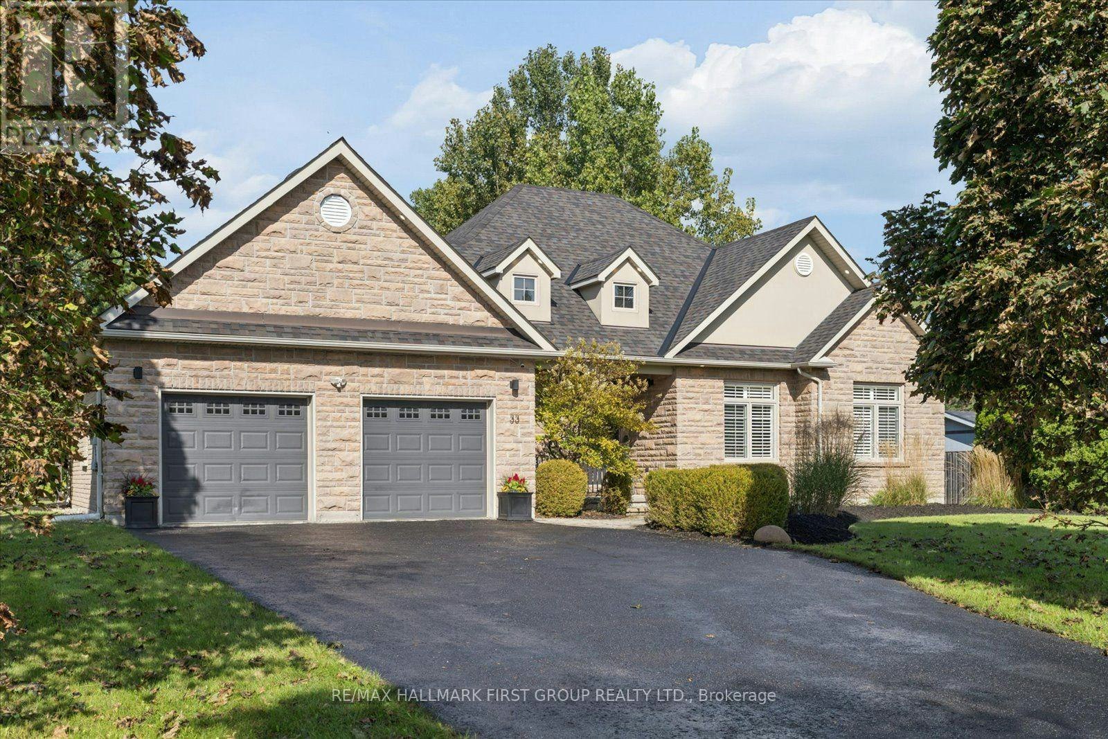 33 Deerfield Drive, Hamilton Township, ON, K9A 4J9