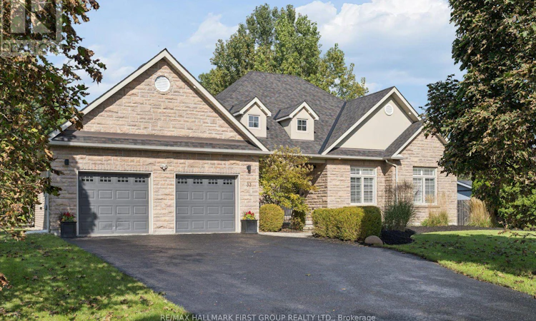 33 Deerfield Drive