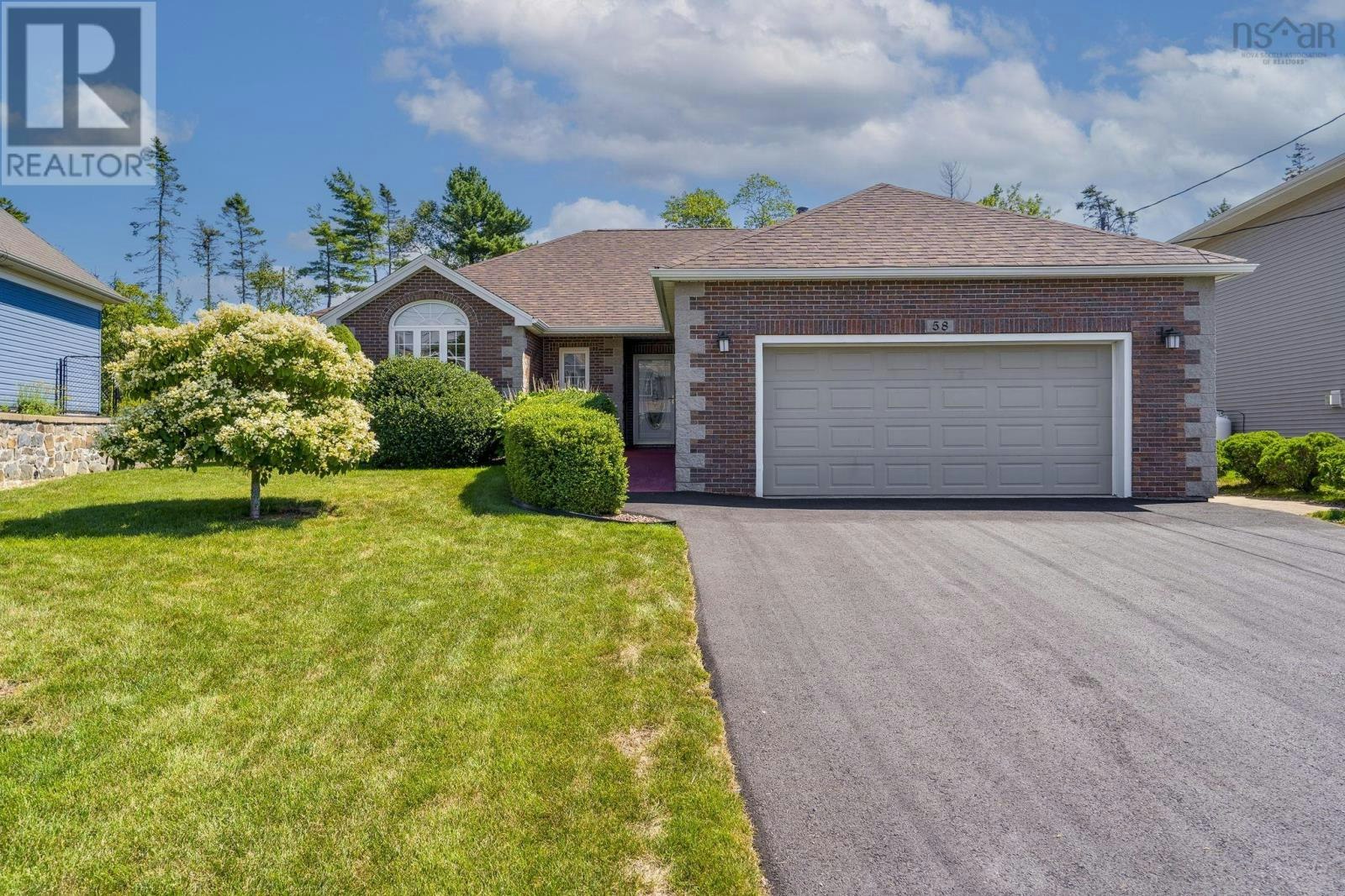 58 Longard Drive, Timberlea, NS, B3T 2E1