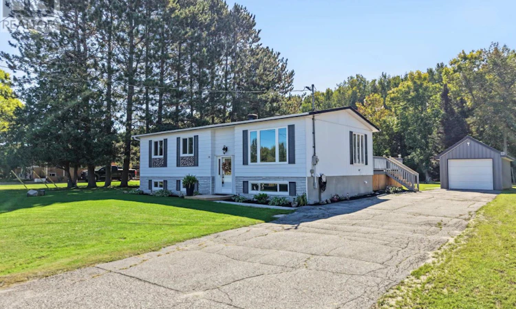 30 Maple Street