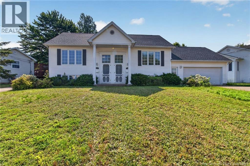 124-126 Bahama Street, Dieppe, NB, E1A 7X7
