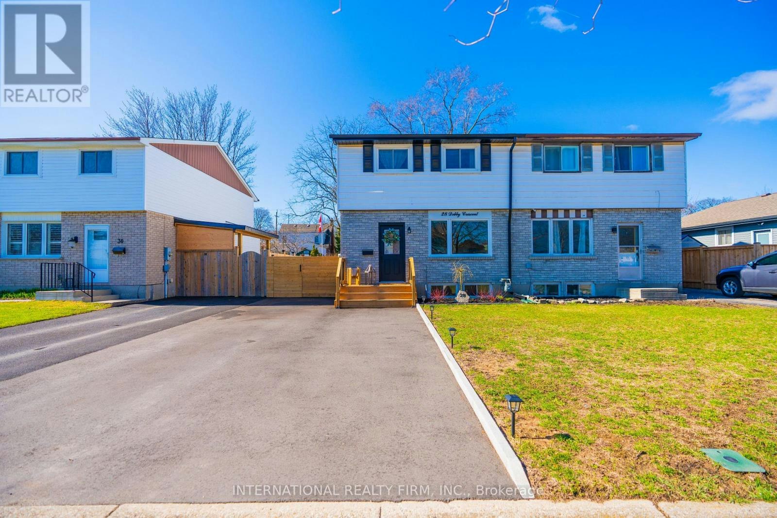 28 Debby Crescent, Brantford, ON, N3R 7A4