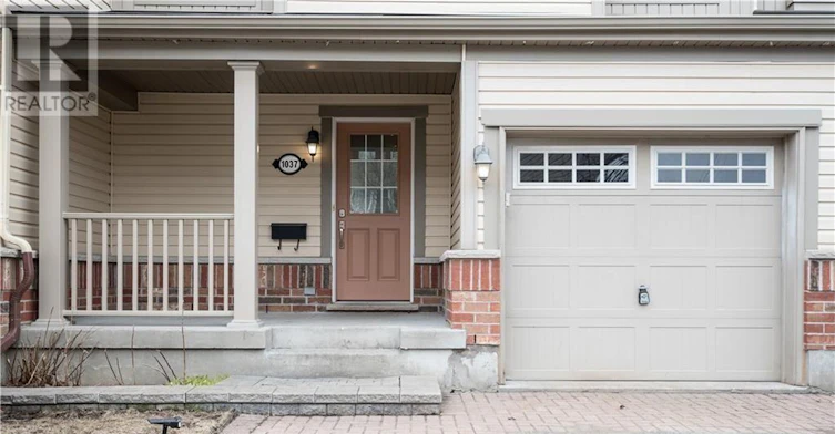 1037 Pampero Crescent, Ottawa, ON, K2S 0N5 - 2