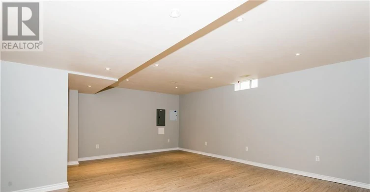 1037 Pampero Crescent, Ottawa, ON, K2S 0N5 - 5