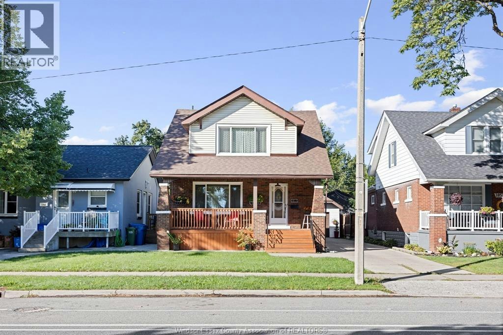 1863 Pillette, Windsor, ON, N8T 1P2