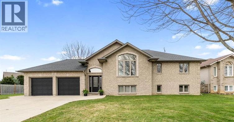 7 Beniuk Court, Leamington, ON, N8H 5K9