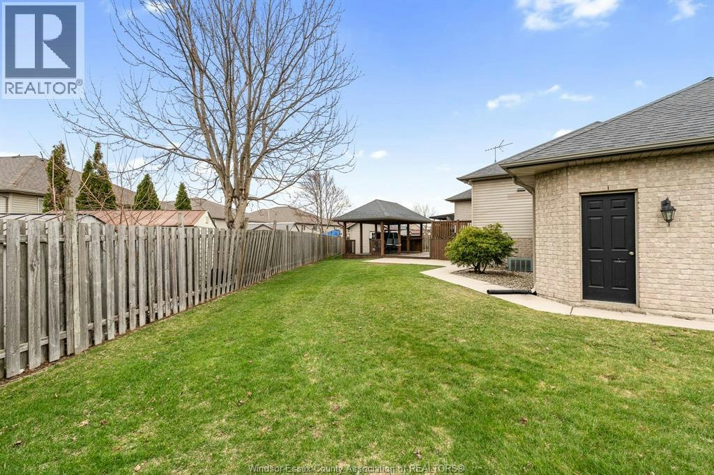 7 Beniuk Court, Leamington, ON, N8H 5K9 - 33