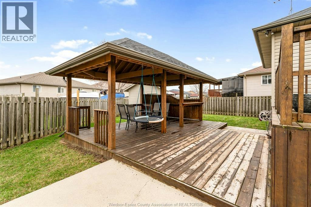 7 Beniuk Court, Leamington, ON, N8H 5K9 - 31