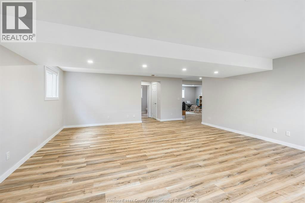 7 Beniuk Court, Leamington, ON, N8H 5K9 - 23