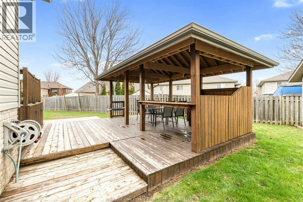 7 Beniuk Court, Leamington, ON, N8H 5K9 - 32