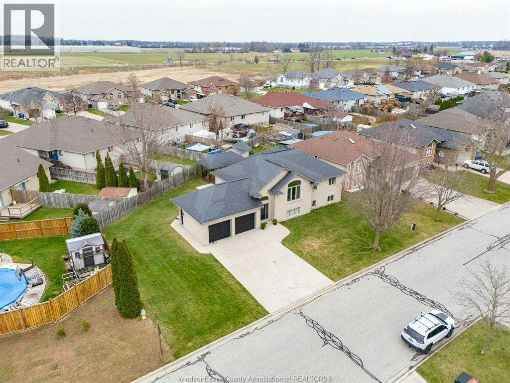7 Beniuk Court, Leamington, ON, N8H 5K9 - 29