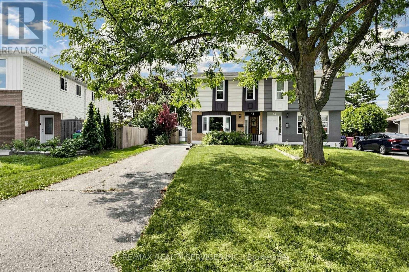 54 Griselda Crescent, Brampton, ON, L6S 1M3