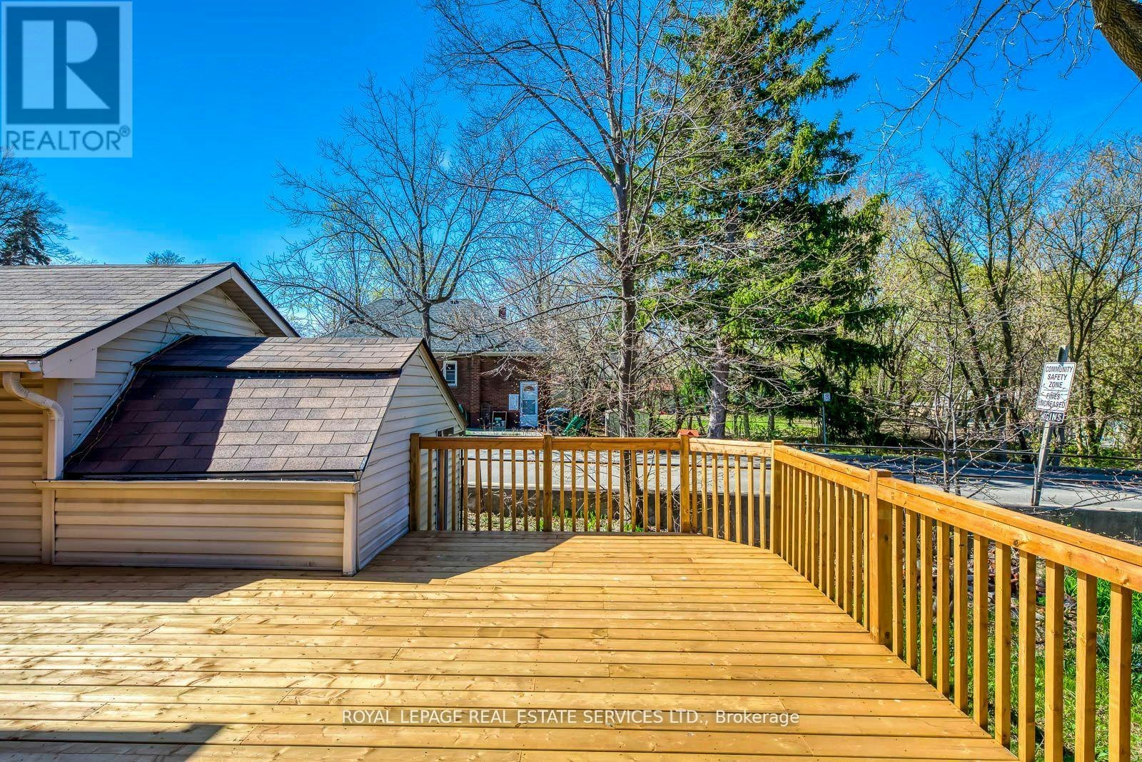 317 Queen Street S, Mississauga, ON, L5M 1M3 - 23