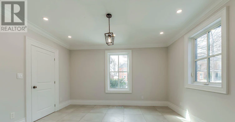 317 Queen Street S, Mississauga, ON, L5M 1M3 - 6