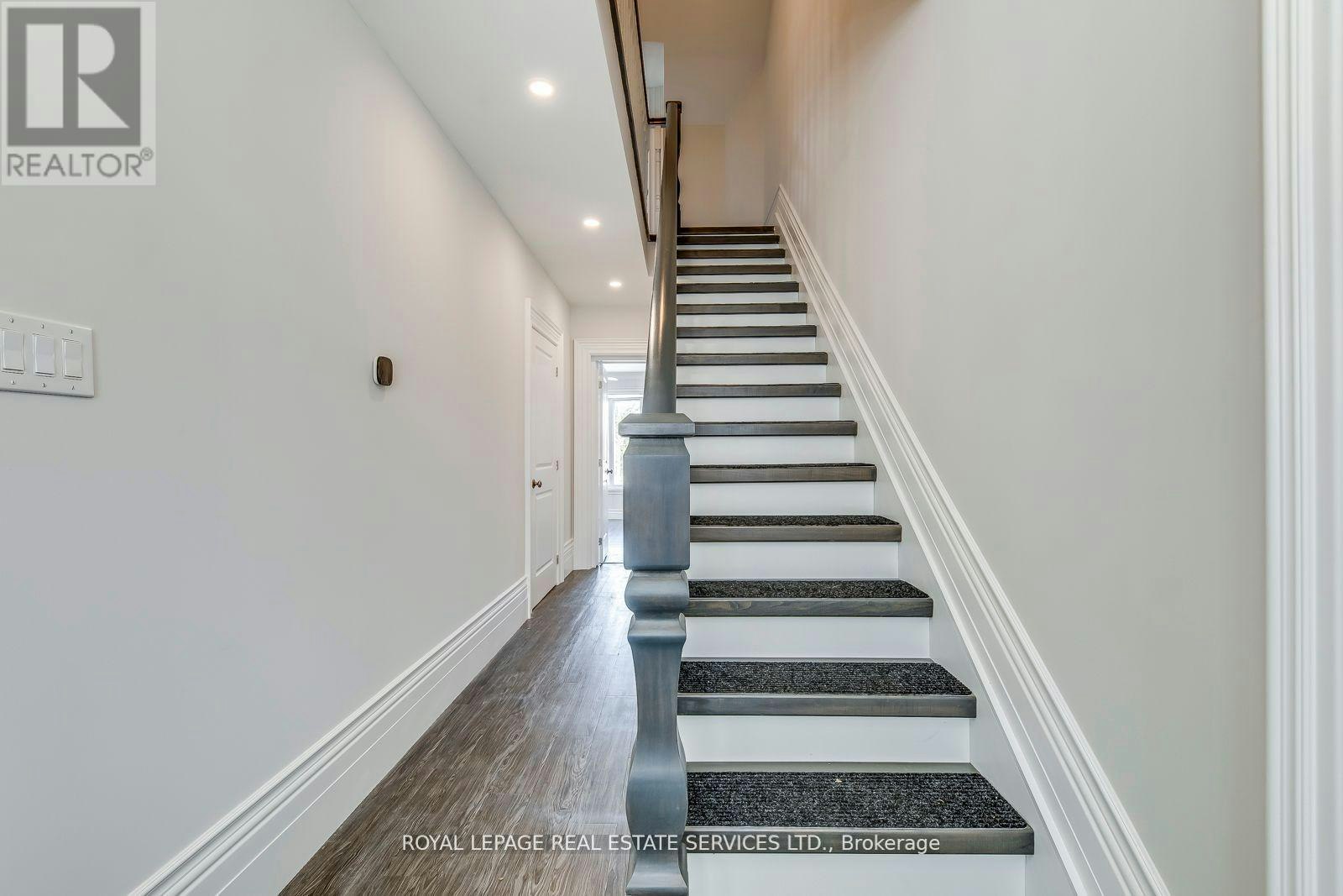 317 Queen Street S, Mississauga, ON, L5M 1M3 - 10