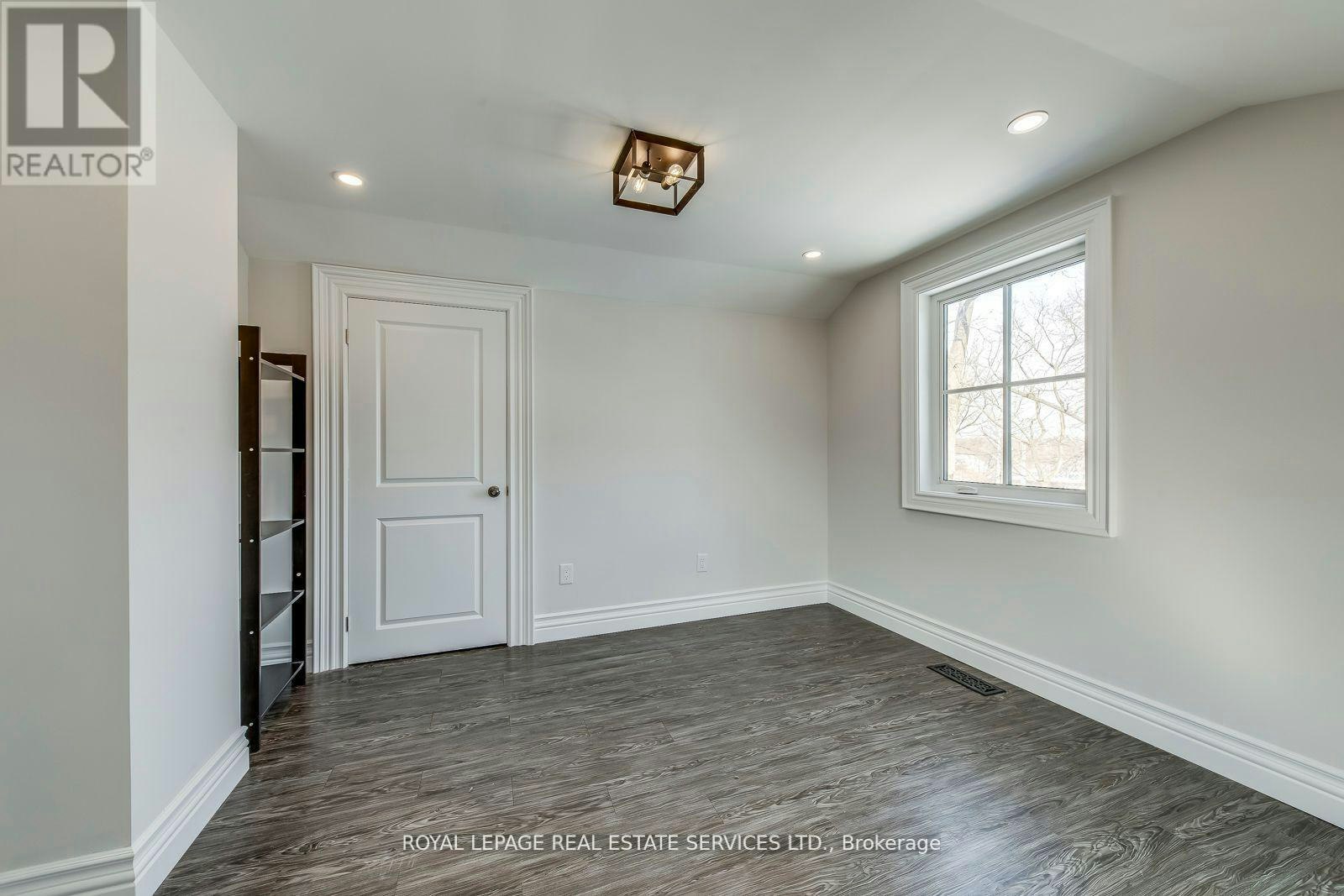 317 Queen Street S, Mississauga, ON, L5M 1M3 - 16