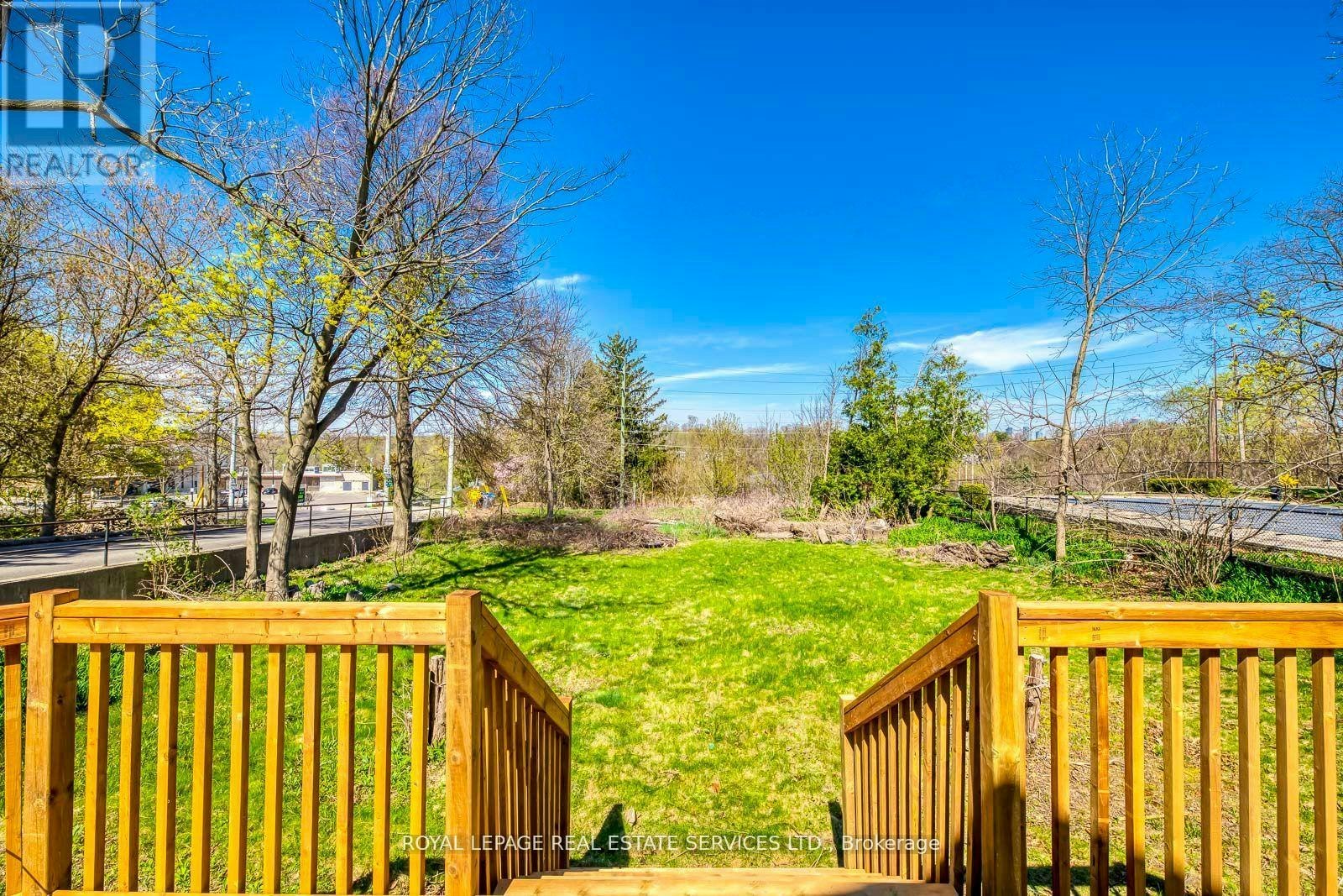 317 Queen Street S, Mississauga, ON, L5M 1M3 - 25