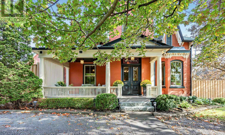 86 Wellington Street