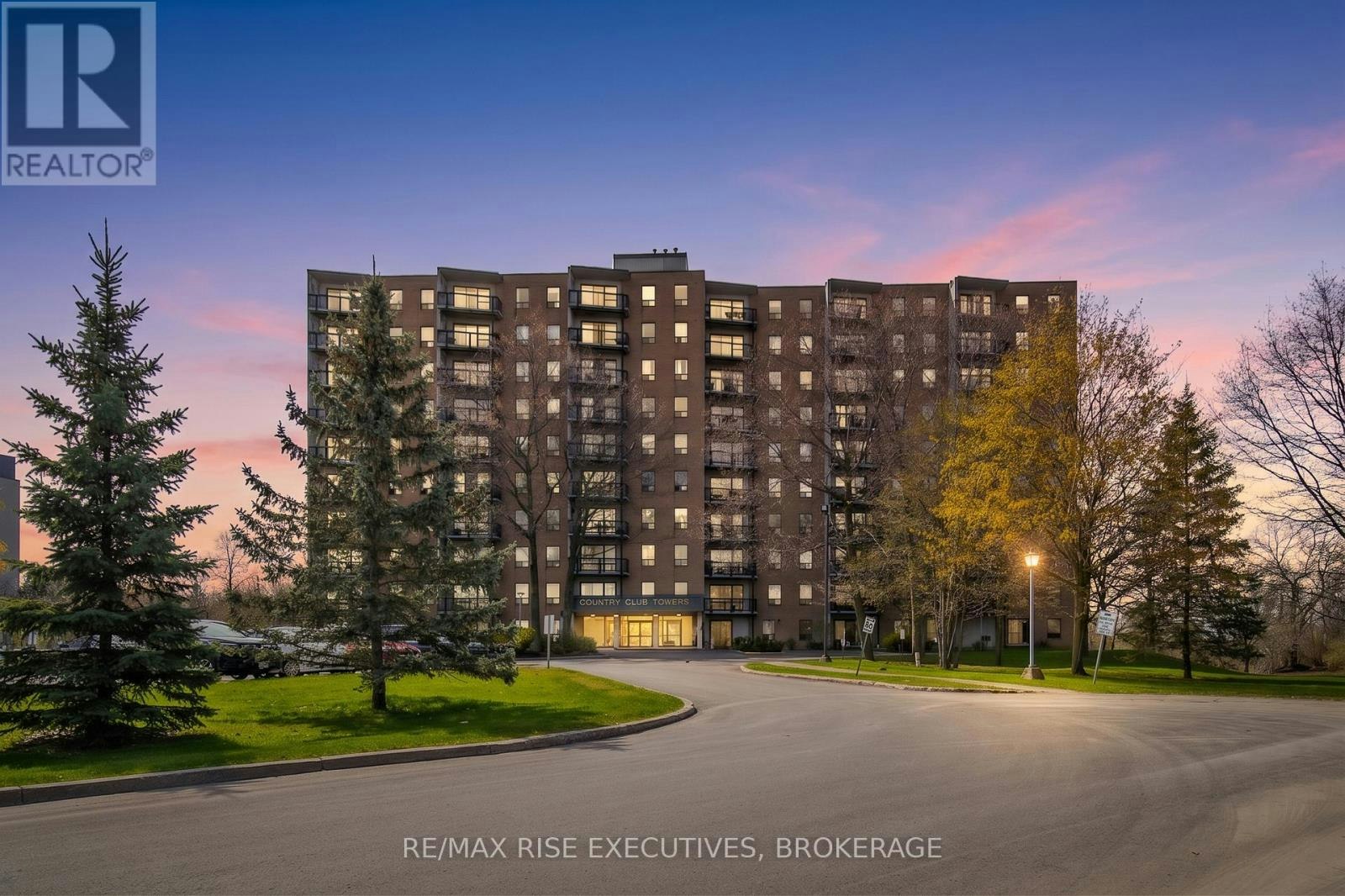710-66 Greenview Drive, Kingston, ON, K7M 7C5