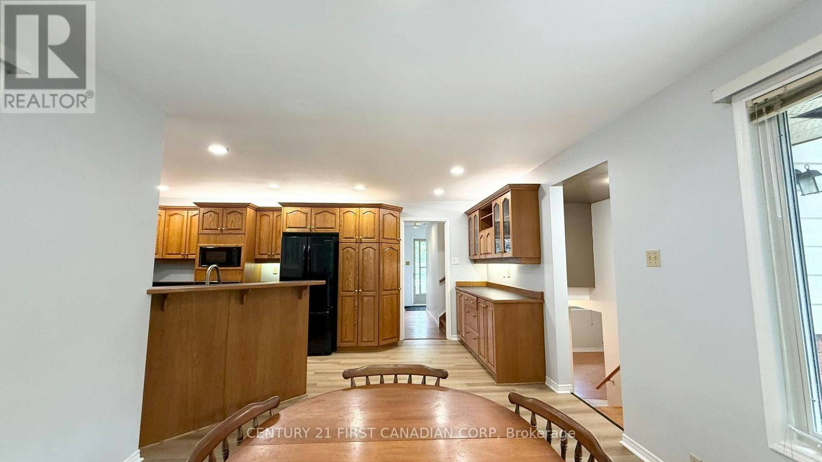 80 Rollscourt Place, London, ON, N6G 1M2 - 8