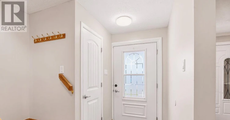 1127 Avignon Court, Ottawa, ON, K1C 2M2 - 4